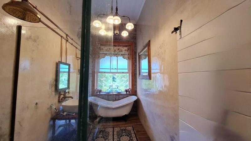5 Bedroom Property for Sale in Vakansieplaas Western Cape